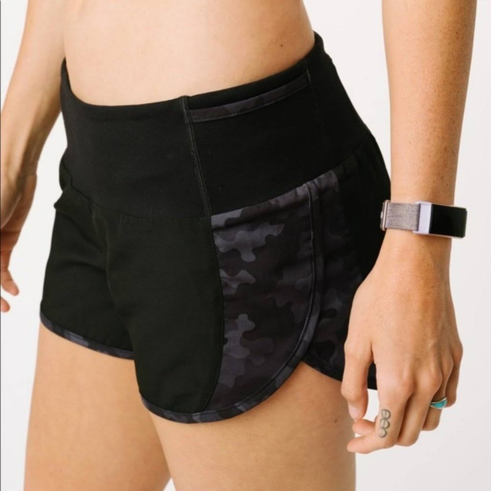 Zyia Black and Camo 5 Start Shorts